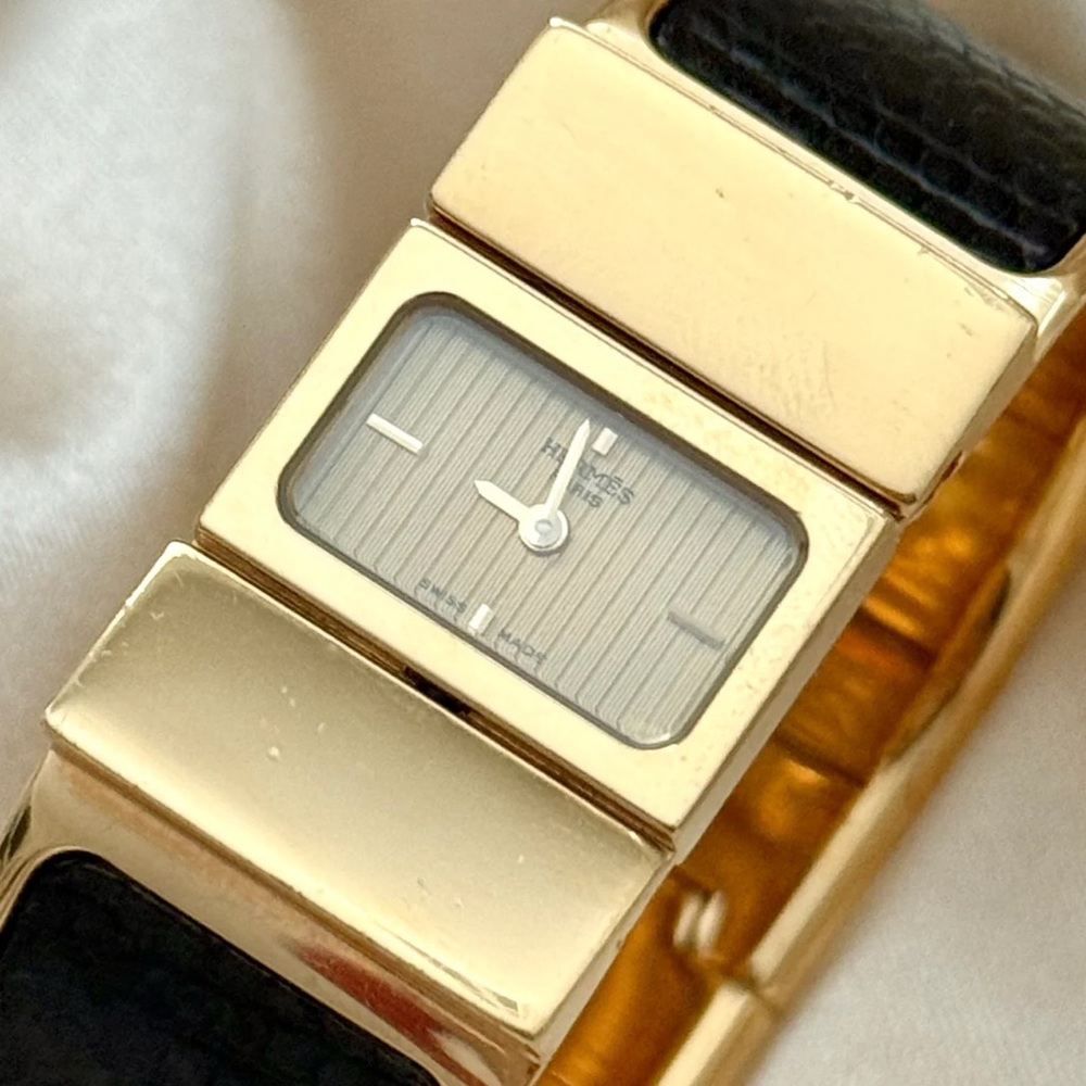 AUTHENTIC VINTAGE HERMES LOQUET BLACK LEATHER CUFF WATCH - WITH BOX - Picture 4 of 12
